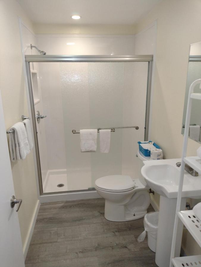Double Barr Cottage Inn 阿兰瑟斯港 外观 照片